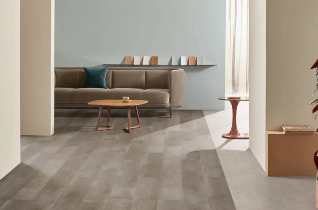 Vooraanzicht woonkamer met vinyl stroken